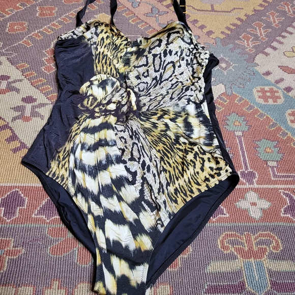Feraud Paris Mixed Animal Print One-piece Size S C - Picture 1 of 3